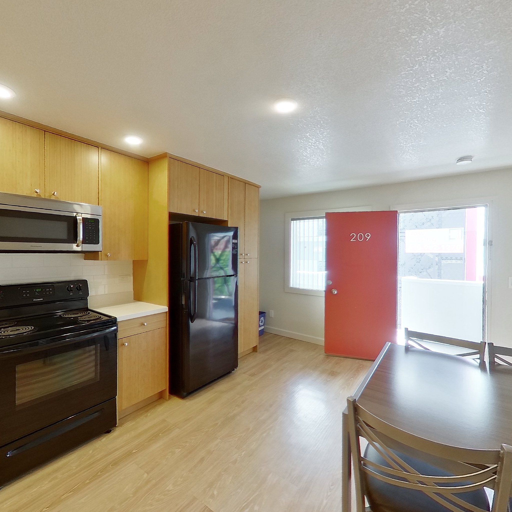 2437 Piedmont Ave. -209